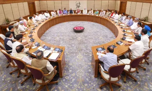 केंद्रीय कैबिनेट के 2 बड़े फैसले: 10 हजार करोड़ का SME ग्रोथ फंड, देश में बनेगी इंटीग्रेटेड ट्रांसपोर्ट अथॉरिटी