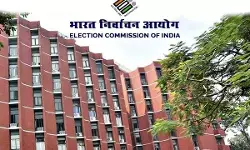 ‘संस्थाओं पर सवाल उठाएं, लेकिन सबूत के साथ’: 42 पूर्व जजों ने चुनाव आयोग के समर्थन में लिखा खुला पत्र ‘संस्थाओं पर सवाल उठाएं, लेकिन सबूत के साथ’: 42 पूर्व जजों ने चुनाव आयोग के समर्थन में लिखा खुला पत्र