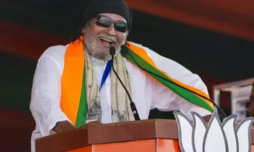 Mithun Chakraborty Cabinet Rank: मिथुन चक्रवर्ती को बंगाल सरकार में बड़ा जिम्मा, कैबिनेट मंत्री का दर्जा, जानें क्या मिला पद