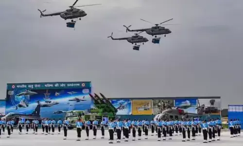 वायुसेना का 94वां स्थापना दिवस: हिंडन एयरबेस पर परेड, आईएएफ चीफ ने ली सलामी