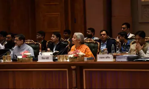 GST Council Meeting: GST काउंसिल की बैठक में बड़ा फैसला, अब टैक्स अधिकारियों के पास नहीं होगा गिरफ्तारी का अधिकार; जुर्माना भी घटा GST Council Meeting: GST काउंसिल की बैठक में बड़ा फैसला, अब टैक्स अधिकारियों के पास नहीं होगा गिरफ्तारी का अधिकार; जुर्माना भी घटा