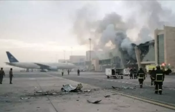 41729-houthi-missile-attack Houthi Missile Attack: इंडिगो-एअर इंडिया की उड़ानें 10 अक्टूबर तक रद्द, जानें क्यों लिया फैसला