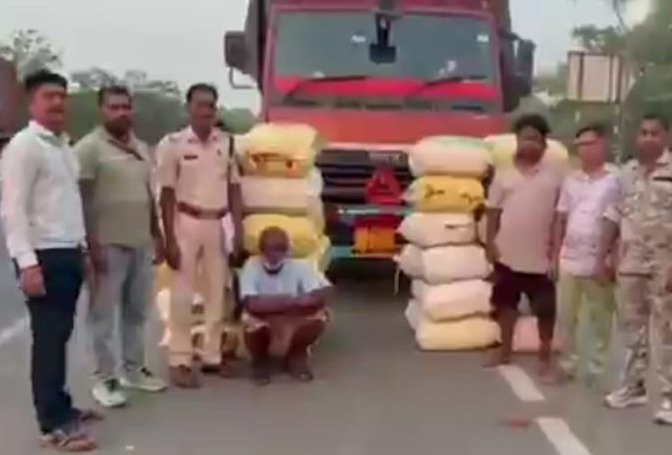 CG Crime : NH-53 पर 560 किलो गांजा जब्त, 2.80 करोड़ की खेप के साथ महाराष्ट्र के दो तस्कर गिरफ्तार
