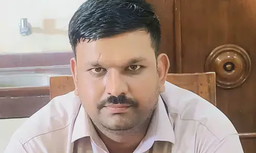 MP News : स्कूल का प्रॉपर्टी टैक्स घटाने के लिए रिश्वत, 25 हजार लेते पंचायत सचिव गिरफ्तार