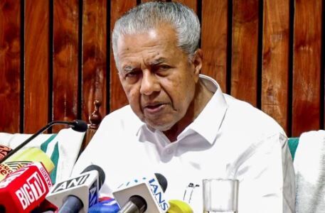 Manish Sisodia Pinarayi Vijayan Detained: मनीष सिसोदिया, पिनाराई विजयन और वृंदा करात को लिया गया हिरासत में