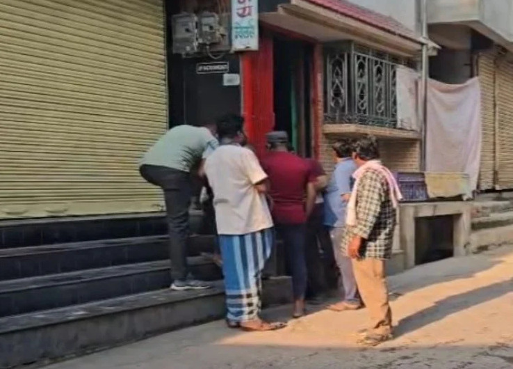MP Crime : ज्वेलरी शॉप पर हथियारबंद बदमाशों का धावा, लाखों के गहने लूटे, संचालक पर रॉड से किया हमला