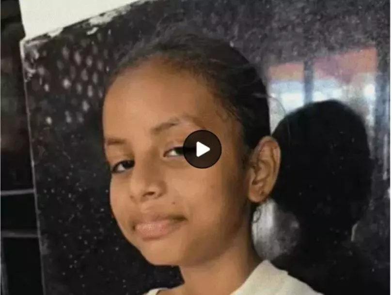 41893-pihu Bastar Dussehra Kachan Devi: कांटों के झूले पर झूलकर बस्तर दशहरा मनाने दी अनुमति, 12 साल की पीहू पर सवार हुईं काछनदेवी, 618 साल पुरानी परंपरा निभाई गई