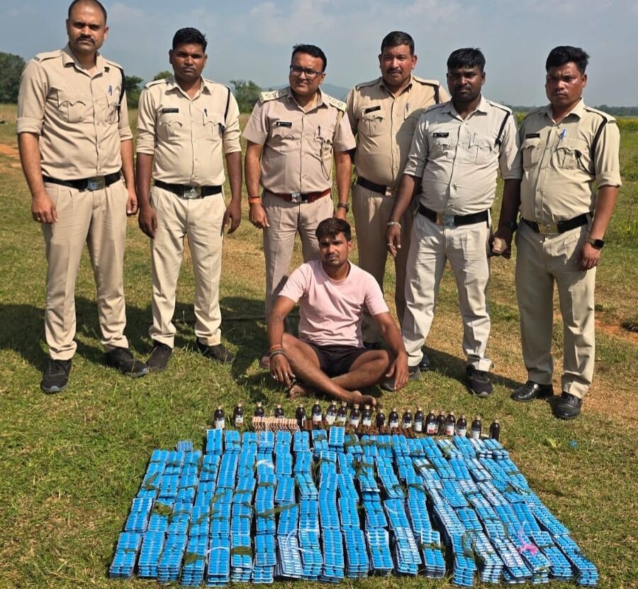 CG Crime : 6 लाख के नशीले कैप्सूल, टैबलेट और कफ सिरप जब्त, एक आरोपी गिरफ्तार