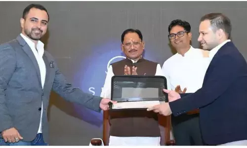 Nava Raipur Badminton Academy: टैलेंटेड युवाओं को घर बैठे ही इंटरनेशनल लेवल की कोचिंग,नवा रायपुर में खुलेगी गोपीचंद की बैडमिंटन ऐकेडमी Nava Raipur Badminton Academy: टैलेंटेड युवाओं को घर बैठे ही इंटरनेशनल लेवल की कोचिंग,नवा रायपुर में खुलेगी गोपीचंद की बैडमिंटन ऐकेडमी