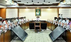 MP Cabinet Meeting: मोहन यादव कैबिनेट के बड़े फैसले, मुफ्त राशन-आयुष्मान से लेकर 900 कानून खत्म करने तक हुई अहम चर्चा