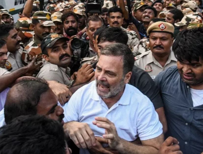 Rahul Gandhi Supreme Court March: विपक्ष के सुप्रीम कोर्ट मार्च से पहले 6 मेट्रो स्टेशन बंद, CJI ने राहुल-खड़गे से मिलने से किया इनकार,कनॉट प्लेस में कड़े इंतजाम