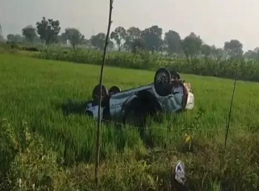41994-janjgir-champa-road-accident Janjgir Champa Road Accident: नाले के पास पलटी कार, युवक की मौके पर मौत, एक-दो दिन पहले ही खरीदी थी गाड़ी