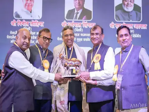 लालकिले पर मनाई गई 5180वीं अग्रसेन जयंती, ‘सूर्यवंशी अग्रसेन’ फिल्म का हुआ प्रीमियर; छत्तीसगढ़ के पदाधिकारी भी हुए शामिल लालकिले पर मनाई गई 5180वीं अग्रसेन जयंती, ‘सूर्यवंशी अग्रसेन’ फिल्म का हुआ प्रीमियर; छत्तीसगढ़ के पदाधिकारी भी हुए शामिल