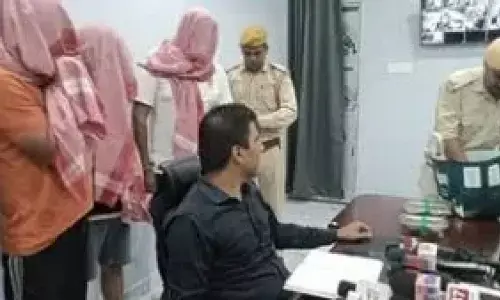 Jharkhand news : वन्यजीव तस्करी का भंडाफोड़, लाखों रूपए के माल के साथ तीन आरोपी गिरफ्तार
