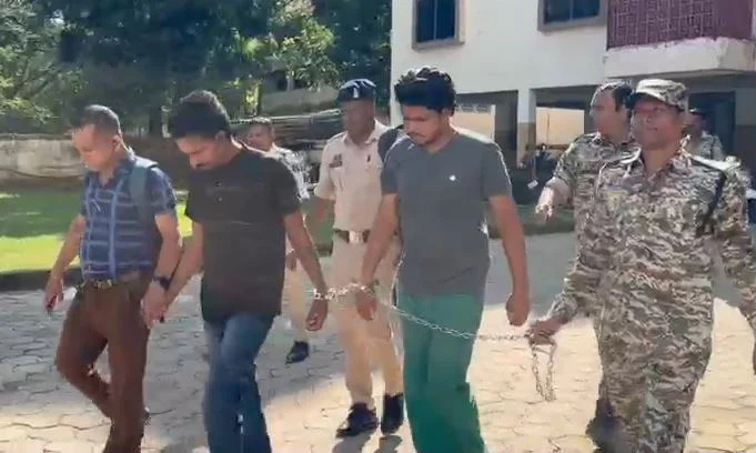 CG Crime : पेंशन कार्ड बनवाने के नाम पर रिटायर्ड शिक्षक से 5.90 लाख की ठगी, 2 अंतरराज्यीय आरोपी गिरफ्तार