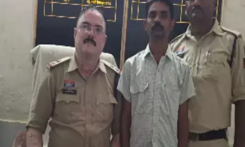 CG Crime: साली के चरित्र पर टिप्पणी के बाद विवाद, महिला की मौत के मामले में जीजा गिरफ्तार CG Crime: साली के चरित्र पर टिप्पणी के बाद विवाद, महिला की मौत के मामले में जीजा गिरफ्तार