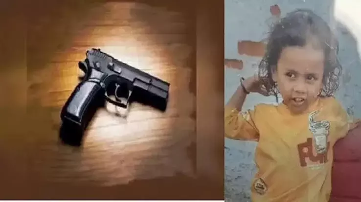 Jharkhand Crime : खिलौना समझकर तमंचे से खेलने लगा मासूम, ट्रिगर दबते ही सिर में लगी गोली, हुई मौत