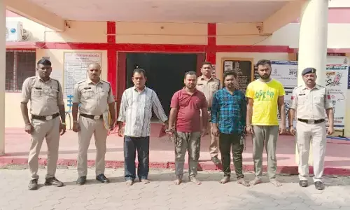 CG Accident : तेज रफ्तार महिंद्रा ने तीन लोगों को कुचला, विधायक के भाई समेत 3 की मौत, ओडिशा बॉर्डर से 4 आरोपी गिरफ्तार