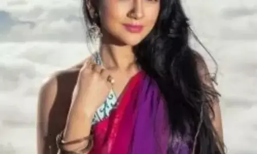 Asian News Raas Garba में आज टीवी एक्ट्रेस आकांक्षा चमोला के साथ जमेगा गरबा,आखिरी 2 शामों में शामिल होने का मौका न चूकें, परिवार के साथ पहुंचे रामबाग Asian News Raas Garba में आज टीवी एक्ट्रेस आकांक्षा चमोला के साथ जमेगा गरबा,आखिरी 2 शामों में शामिल होने का मौका न चूकें, परिवार के साथ पहुंचे रामबाग
