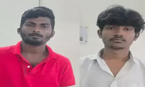 CG Crime : बाथरूम में नहाती 4 लड़कियों के चोरी-छिपे बनाए वीडियो, दोस्तों को भेजे, दो गिरफ्तार