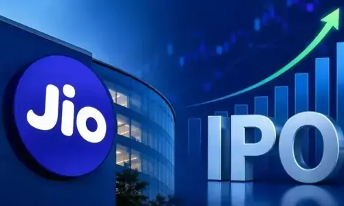 Jio Platforms IPO: पहले घंटे में 83% सब्सक्रिप्शन, बड़े निवेशकों ने लगाई जमकर बोली; 30 मिनट में फुल हुआ QIB कोटा Jio Platforms IPO: पहले घंटे में 83% सब्सक्रिप्शन, बड़े निवेशकों ने लगाई जमकर बोली; 30 मिनट में फुल हुआ QIB कोटा