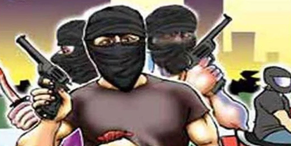 MP Crime : दिनदहाड़े ताबड़तोड़ फायरिंग, नकाबपोश बदमाशों की गोली से युवक की मौत