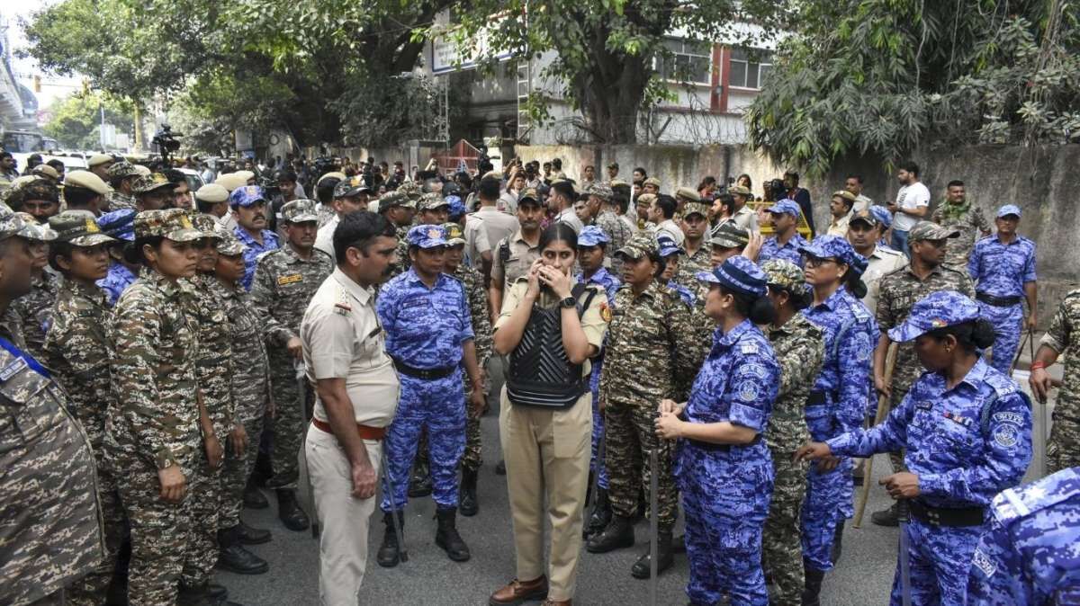 Delhi Security Alert: दिल्ली में 273 CAPF कंपनियों की तैनाती 31 अक्टूबर तक बढ़ी, CJP प्रोटेस्ट के बीच गृह मंत्रालय का बड़ा फैसला