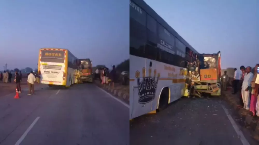 CG Accident : खड़ी ट्रक से टकराई यात्रियों से भरी बस, 3 की मौत, 10 घायल, सुबह हुआ हादसा CG Accident : खड़ी ट्रक से टकराई यात्रियों से भरी बस, 3 की मौत, 10 घायल, सुबह हुआ हादसा