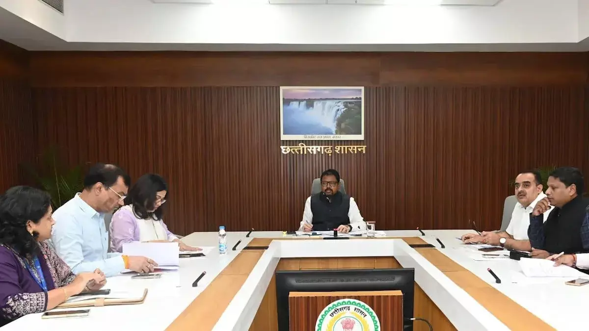 Arnab Cyclone : बंगाल की खाड़ी में उठा चक्रवात अर्नब : 27 से 29 अक्टूबर तक अलर्ट, बस्तर में ज्यादा खतरा; कलेक्टरों को मिले सख्त निर्देश