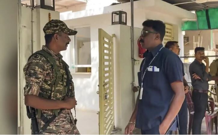 ED Raid in Chhattisgarh: रायपुर के सुशील विला और दुर्ग में प्रवर्तन निदेशालय की रेड, दस्तावेजों की जांच जारी