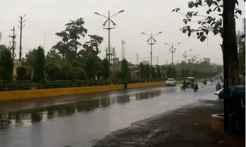 Cyclone Arnab landfall update: आंध्र प्रदेश से टकराने के बाद छत्तीसगढ़ समेत 9 राज्यों में भारी बारिश का अलर्ट, स्कूल बंद और ट्रेनें रद्द Cyclone Arnab landfall update: आंध्र प्रदेश से टकराने के बाद छत्तीसगढ़ समेत 9 राज्यों में भारी बारिश का अलर्ट, स्कूल बंद और ट्रेनें रद्द