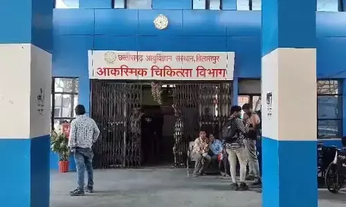 CG News : पुराने मकान का छज्जा तोड़ते समय हुआ हादसा, एक मजदूर की मौत, दूसरा गंभीर
