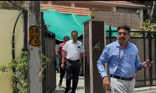 Chhattisgarh EOW Raid: छत्तीसगढ़ में EOW-ACB की बड़ी रेड, अनवर ढेबर और सुदर्शन शर्मा के घर पहुंची टीम