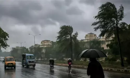 IMD Weather Alert: बंगाल की खाड़ी में बना रहा एक और गहरा डिप्रेशन, अरुणाचल से छत्तीसगढ़ तक भारी बारिश का अलर्ट