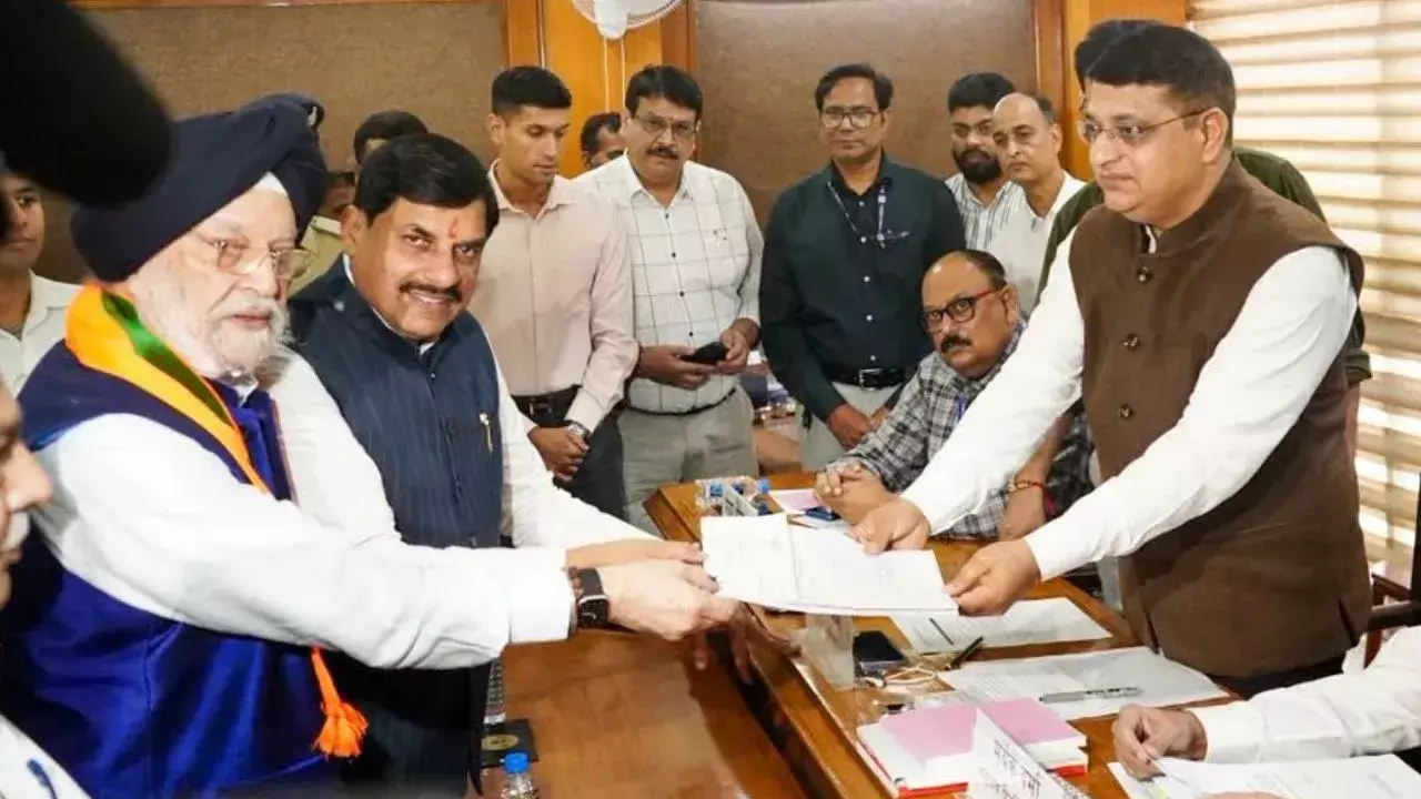 MP News: हरदीप सिंह पुरी ने राज्यसभा उपचुनाव के लिए भरा नामांकन, CM मोहन यादव समेत BJP के दिग्गज रहे मौजूद