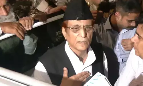 Azam Khan Arrest: जेल से बाहर आते ही आजम खान गिरफ्तार, ED ने जौहर यूनिवर्सिटी से जुड़े मनी लॉन्ड्रिंग केस में की कार्रवाई